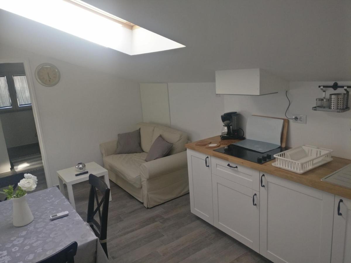 Apartmani Popovic Porec Exterior photo